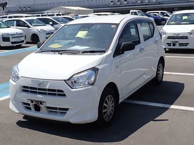 Daihatsu Mira e:S LA350S 2021